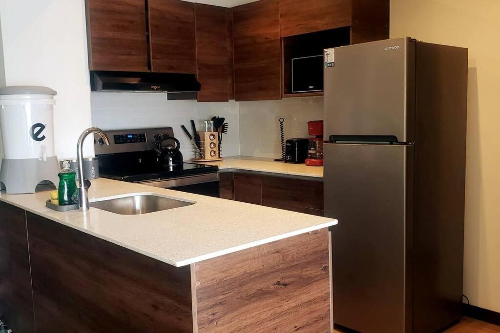 Torre Pamplona 409 -Nuevo Y Comodo- Apartamento Ciudad Guatemala Eksteriør billede